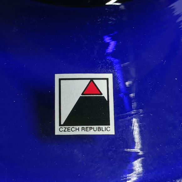 Vintage Czech Art Glass Hand Blown Yellow w/Blue Swirls Vase 11" - Picture 3 of 7